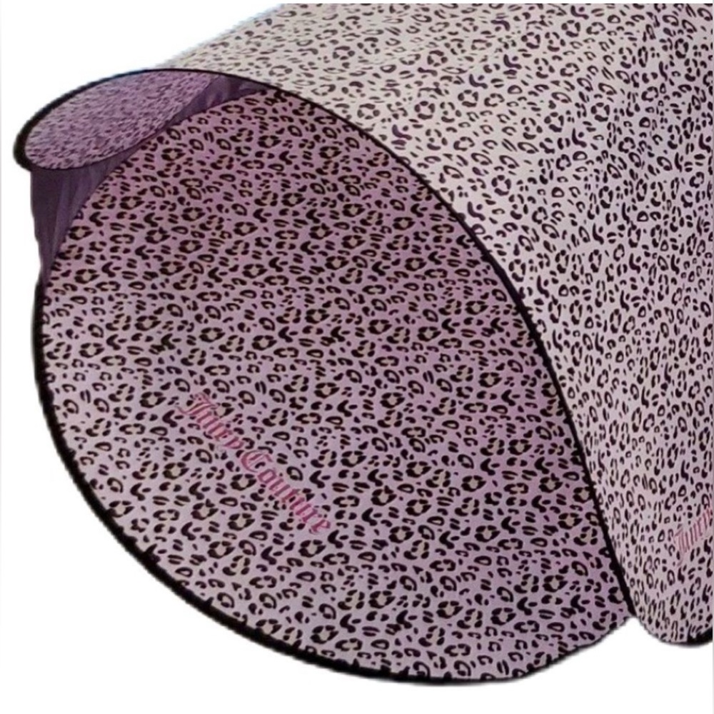 Juicy Couture Pink Leopard Print Sunshade Cabana & Pop Up Beach Tent UPF 50+ - Picture 6 of 7